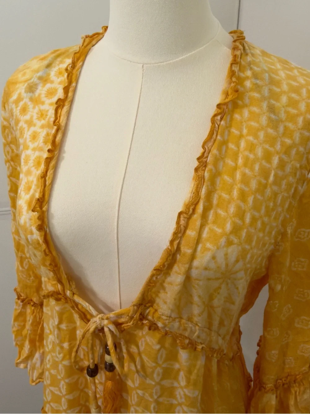 blue island Yellow and White Patterned Top - Picture 2 of 10